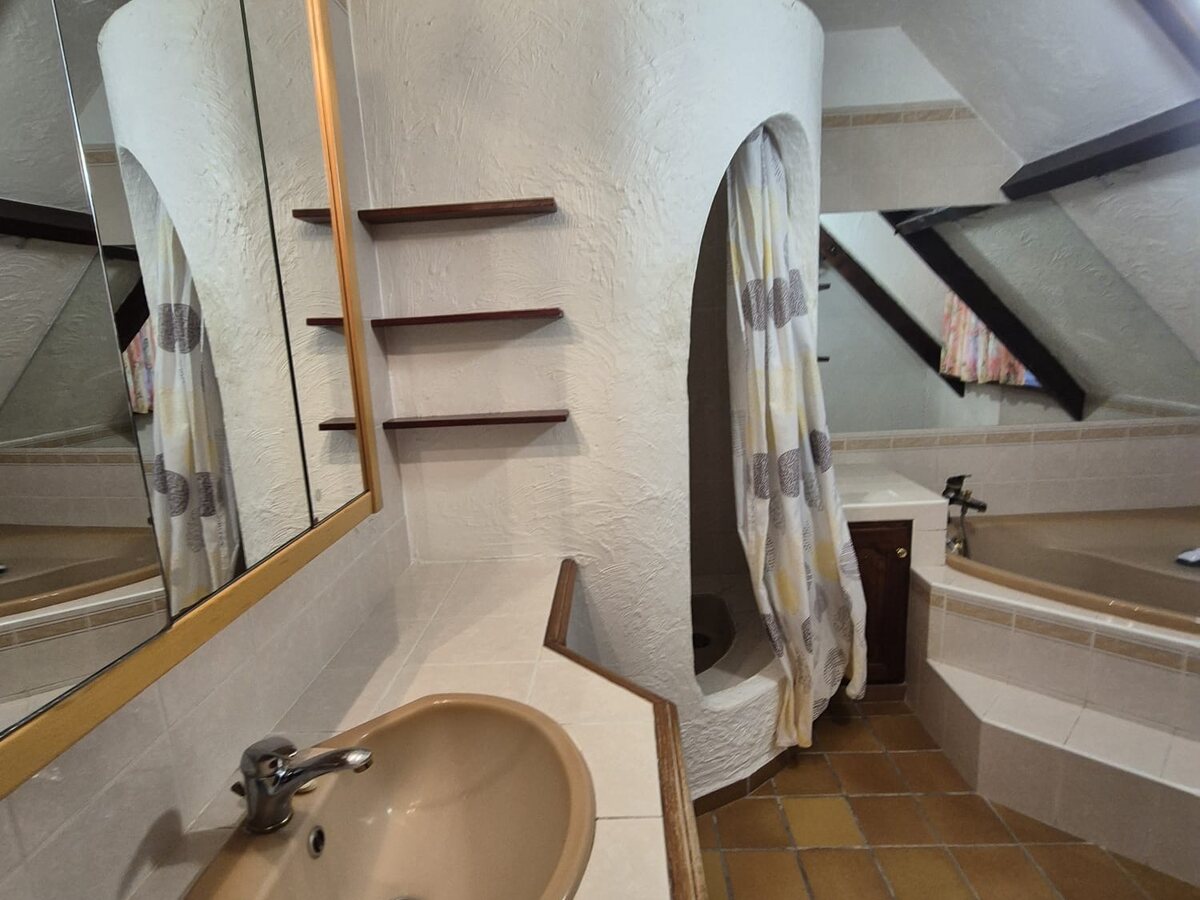 Salle de bain avant rénovation